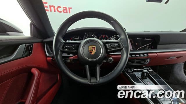 Porsche 911 (992) Carrera 4, 2020 13