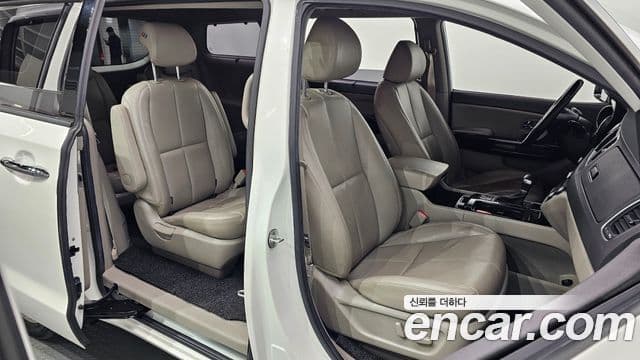 Kia All New Carnival Noblesse, 2017 10