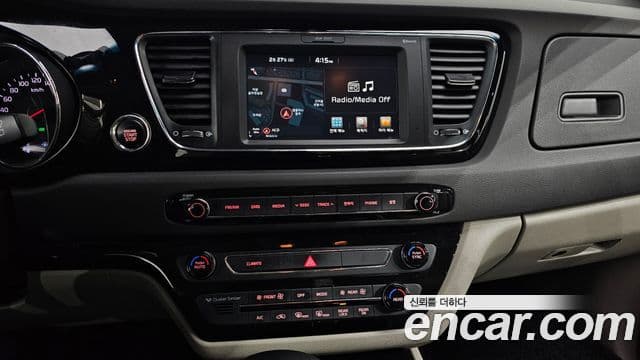 Kia All New Carnival Noblesse, 2017 13