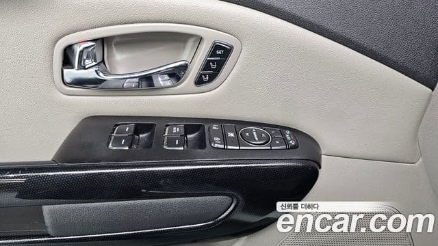 Kia All New Carnival Noblesse, 2017 16