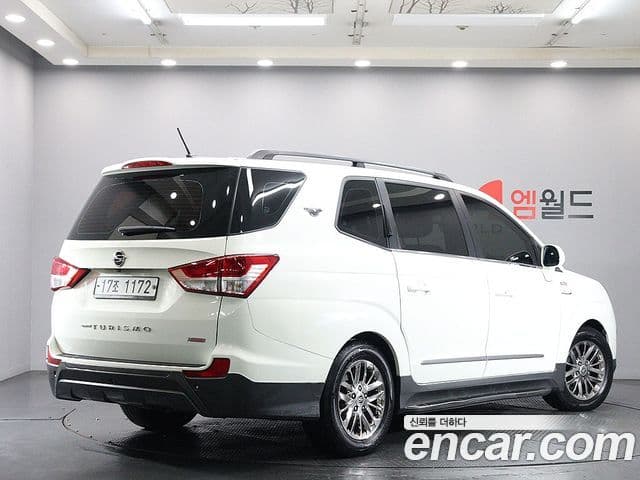 KG모빌리티(SsangYong) Korando 투리스모 4WD Extreme 9인승, 2015 3