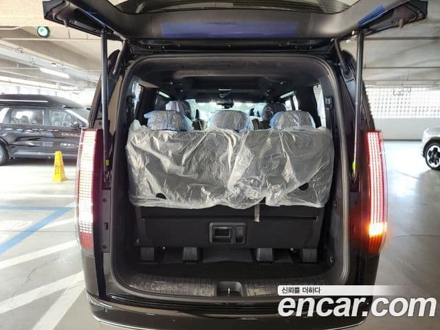 Hyundai Staria Inspiration, 2026 2