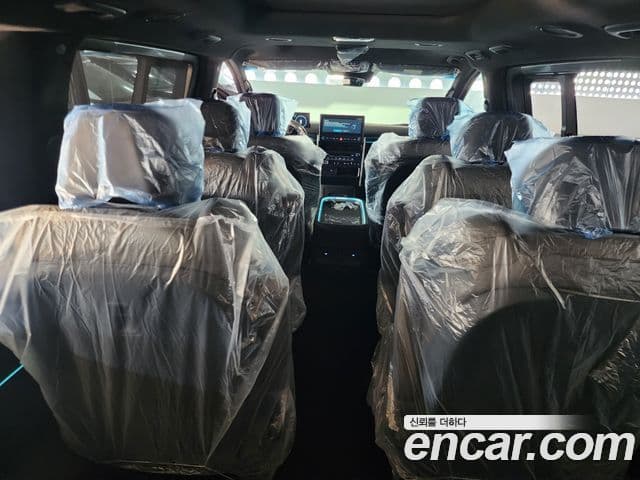 Hyundai Staria Inspiration, 2026 6