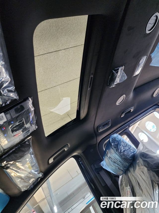 Hyundai Staria Inspiration, 2026 12