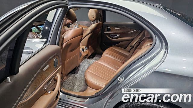 Mercedes-Benz E-класс W213 Exclusive, 2019 11
