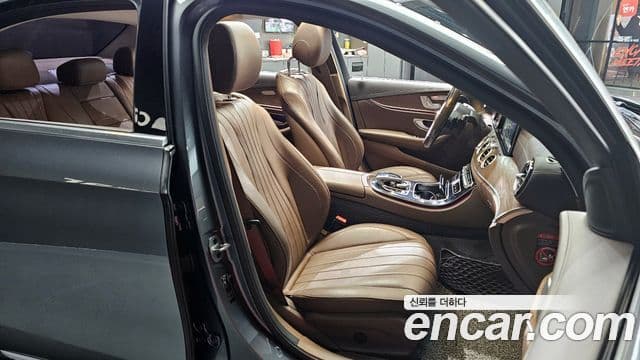 Mercedes-Benz E-класс W213 Exclusive, 2019 12