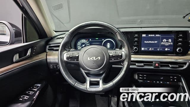 Kia K5 3세대 Signature, 2022 13