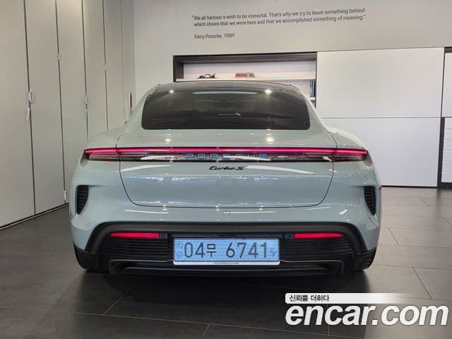 Porsche 타이칸 турбо S, 2025 4