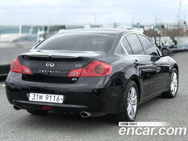 Infiniti G25 V36, 2013 2
