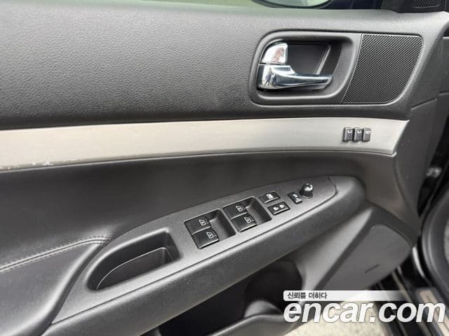 Infiniti G25 V36, 2013 17