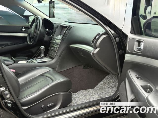 Infiniti G25 V36, 2013 20