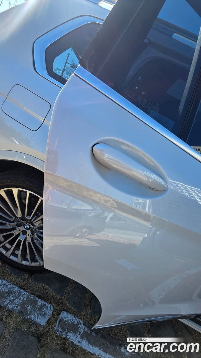 BMW X7 (G07) xDrive 40i Design Pure Excellence 6인승, 2025 8