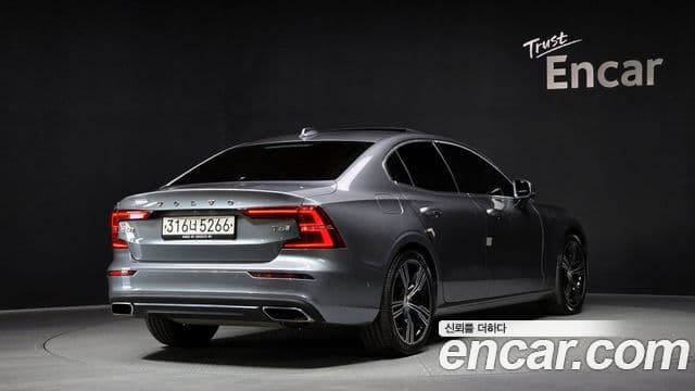 Volvo S60 3세대 T5 Inscription, 2020 2