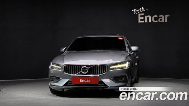 Volvo S60 3세대 T5 Inscription, 2020 3