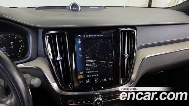 Volvo S60 3세대 T5 Inscription, 2020 14