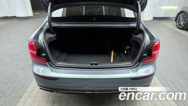 Volvo S60 3세대 T5 Inscription, 2020 20