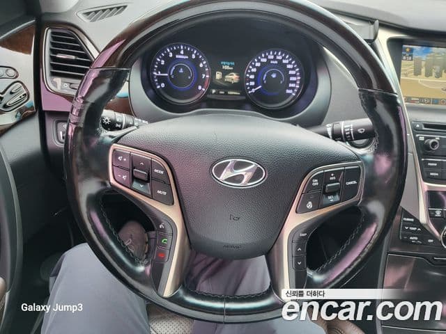 Hyundai Grandeur HG Premium, 2014 10