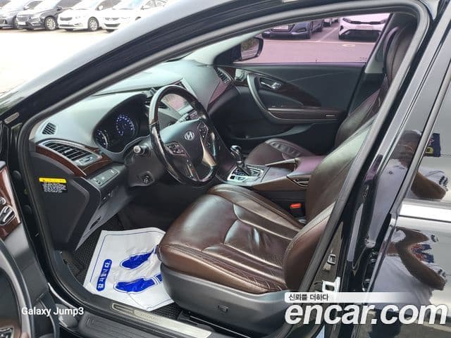 Hyundai Grandeur HG Premium, 2014 16