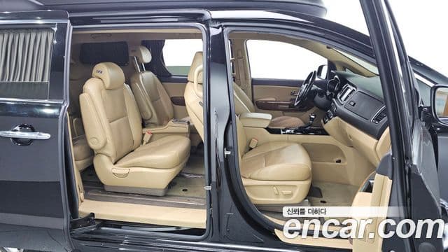 Kia All New Carnival Prestige, 2018 11