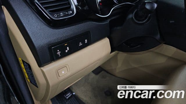Kia All New Carnival Prestige, 2018 18