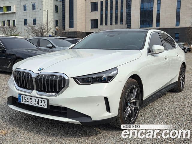 BMW 5시리즈 (G60), 2025 1