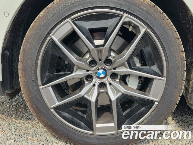 BMW 5시리즈 (G60), 2025 все фото