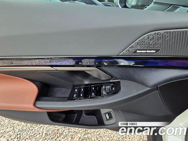 BMW 5시리즈 (G60), 2025 12