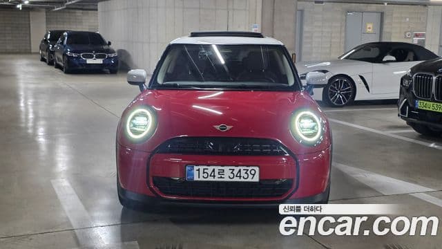 Mini Cooper C 4세대 Classic, 2025 3