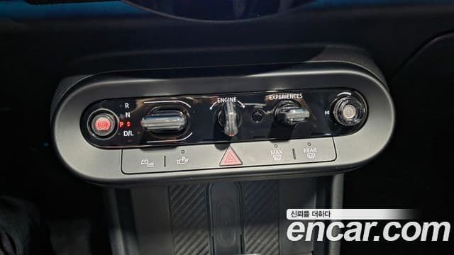 Mini Cooper C 4세대 Classic, 2025 9