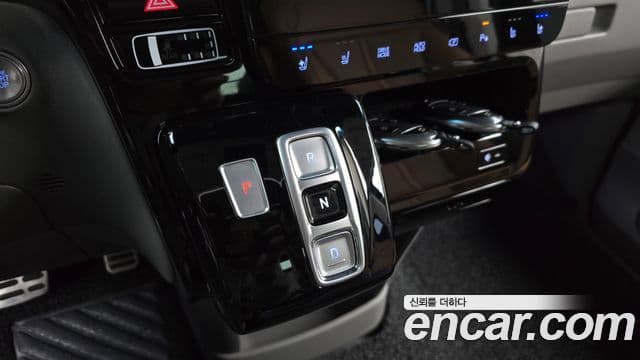 Hyundai Staria Inspiration, 2025 9