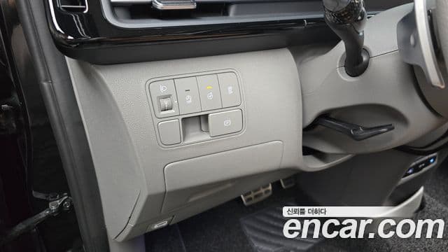 Hyundai Staria Inspiration, 2025 17