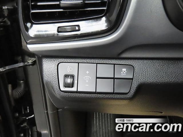 Kia Stonic Trendy, 2018 10