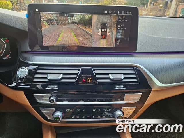 BMW 5시리즈 (G30) 520i M Sport, 2022 12