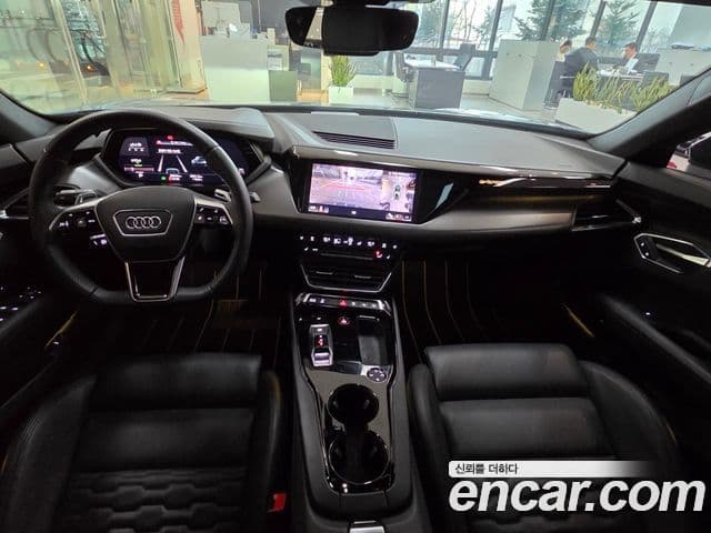 Audi e-Tron GT Premium, 2023 7