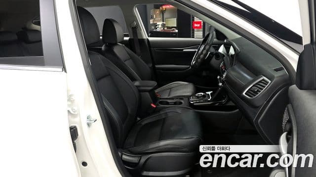 Kia The / новый New Seltos Prestige, 2024 11