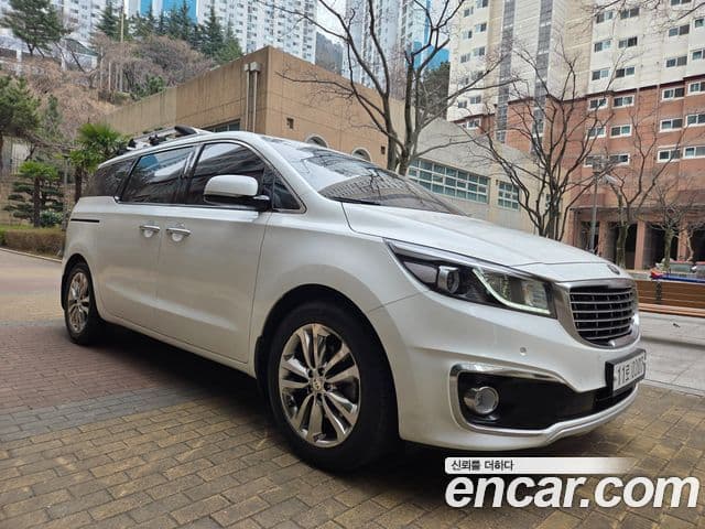 Kia All New Carnival Noblesse, 2017 4