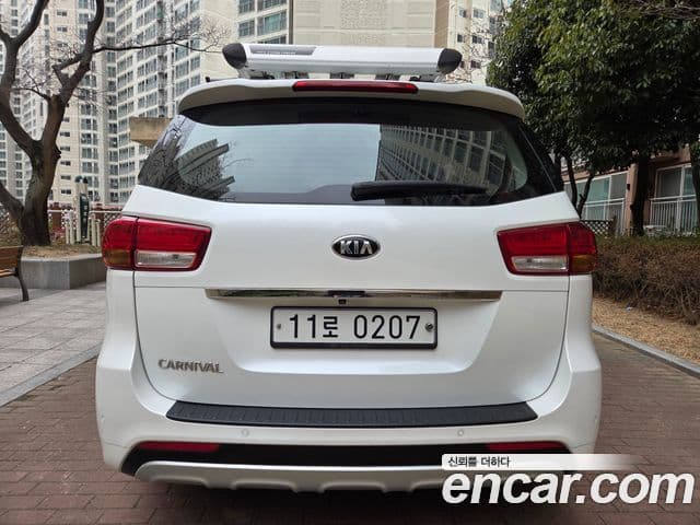 Kia All New Carnival Noblesse, 2017 6