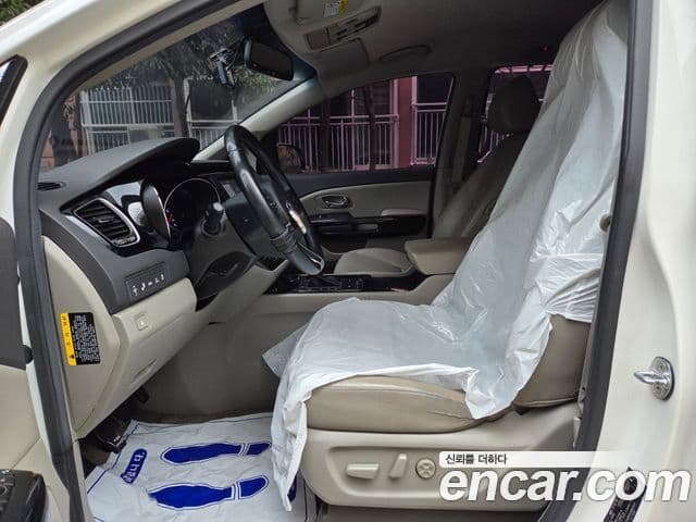 Kia All New Carnival Noblesse, 2017 8