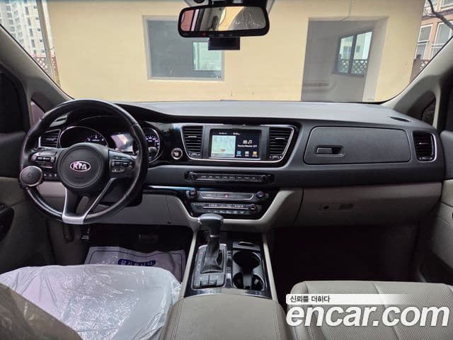 Kia All New Carnival Noblesse, 2017 11