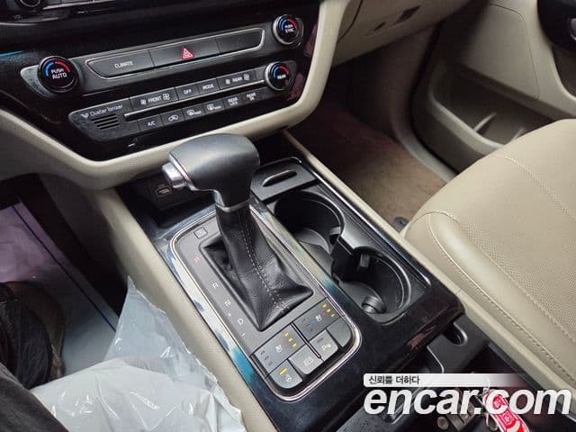 Kia All New Carnival Noblesse, 2017 15