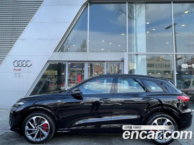 Audi Q5 (80A) 40 TDI Quattro S Line чёрный Edition, 2025 3