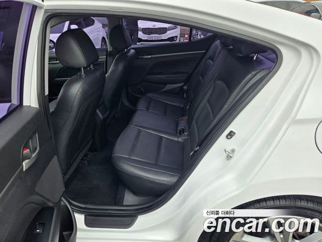 Hyundai Avante AD 1.6 GDI Value Plus, 2018 8