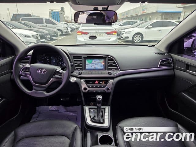 Hyundai Avante AD 1.6 GDI Value Plus, 2018 9