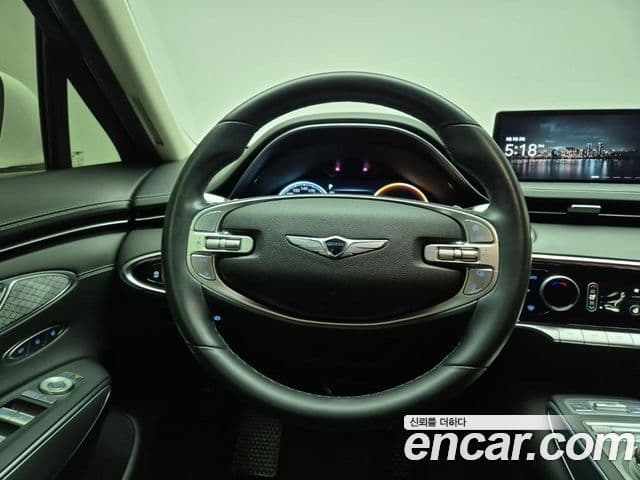 Genesis GV70, 2021 9