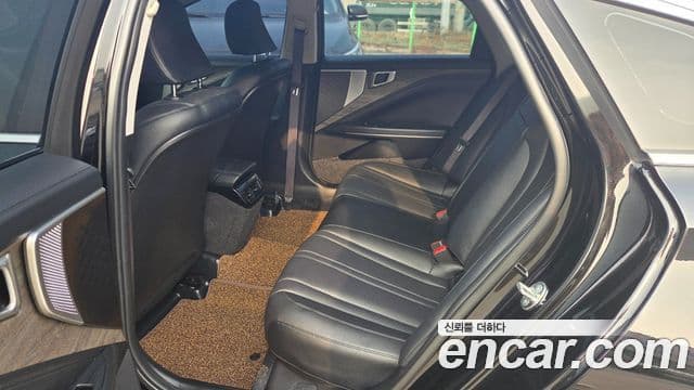 Kia K8 Trendy(таксомоторный тип), 2023 7