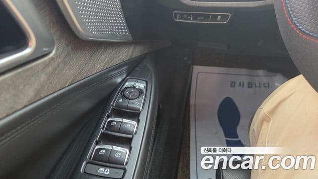 Kia K8 Trendy(таксомоторный тип), 2023 17