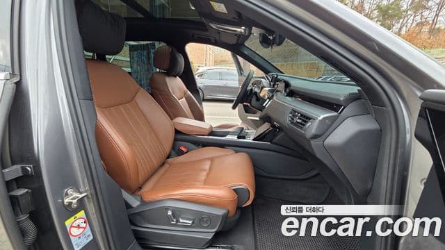 Audi e-Tron, 2020 16