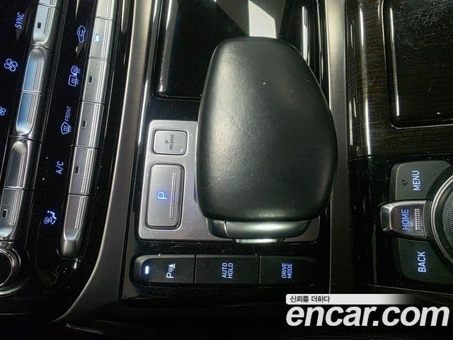 Genesis EQ900 Luxury, 2018 8