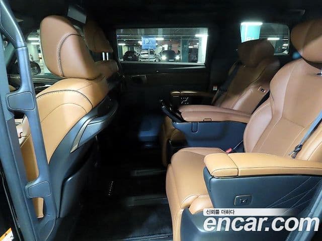 Toyota Alphard 4세대 2.5 HEV Executive AWD, 2024 7