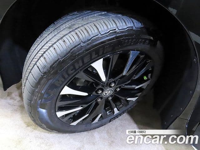 Toyota Alphard 4세대 2.5 HEV Executive AWD, 2024 20